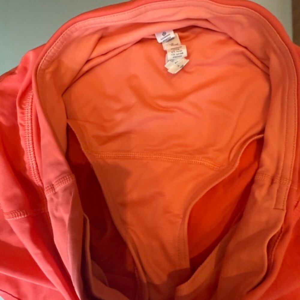 Pre-loved Solar Orange Speed Up Lululemon Running Shorts - Women's Size 2 - Picture 6 of 6
